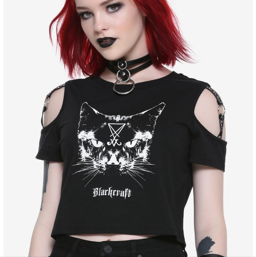 BlackCraft Lucipurr Harness Cold Shoulder Girls Crop Top Hot Topic Exclusive